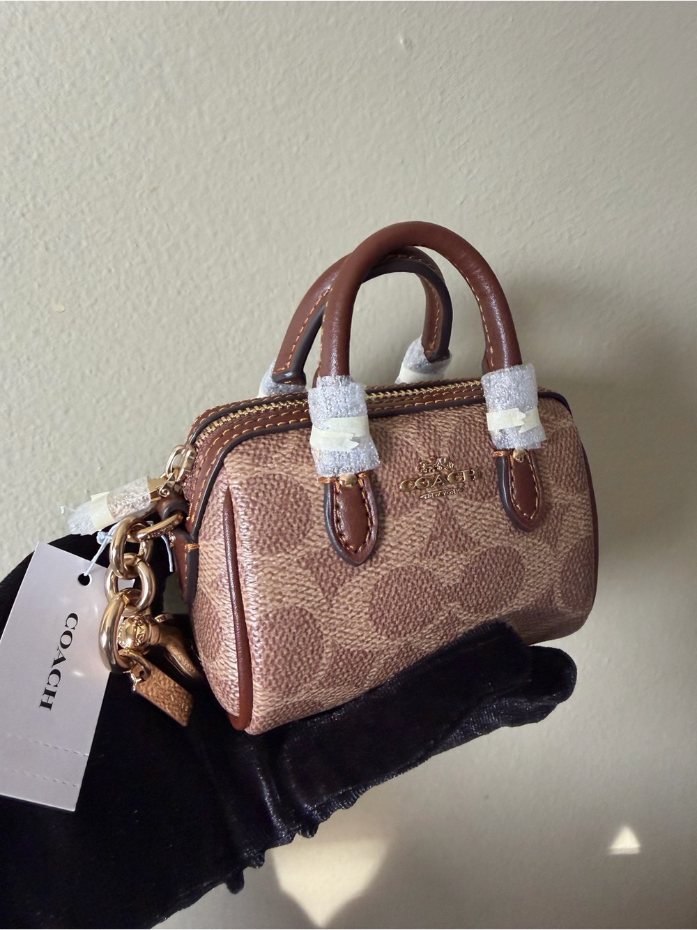Coach Mini Rowan bag Charm. NWT - Picture 4 of 10
